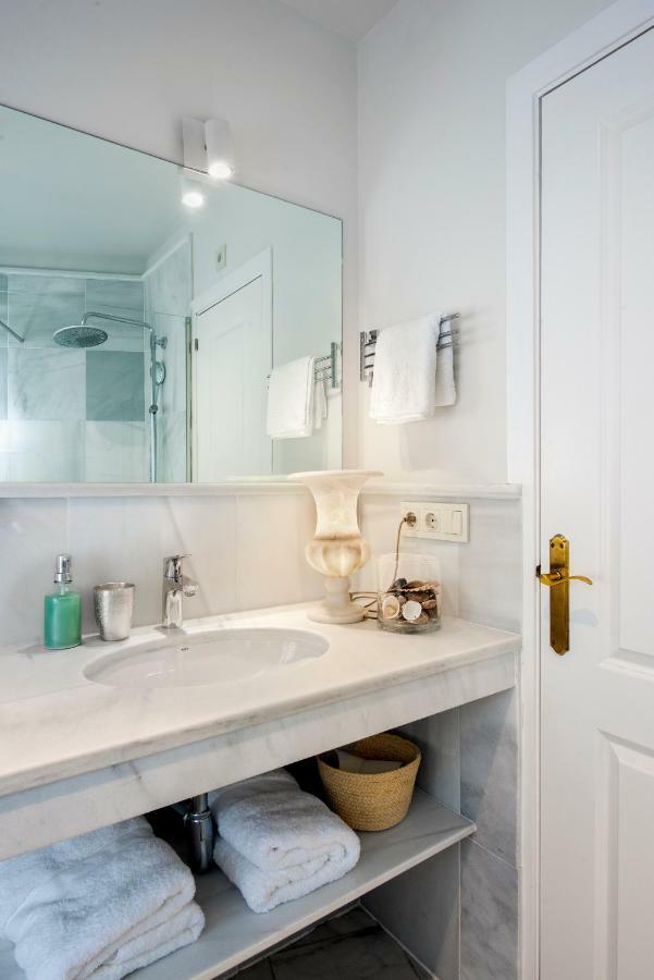Apartamento La Catedral Sevilla Kültér fotó